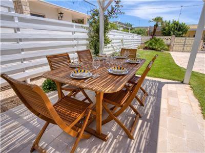 Apples House By Cala Salento Villa Torre Lapillo Luaran gambar