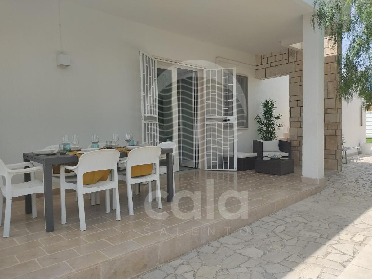Apples House By Cala Salento Villa Torre Lapillo Luaran gambar